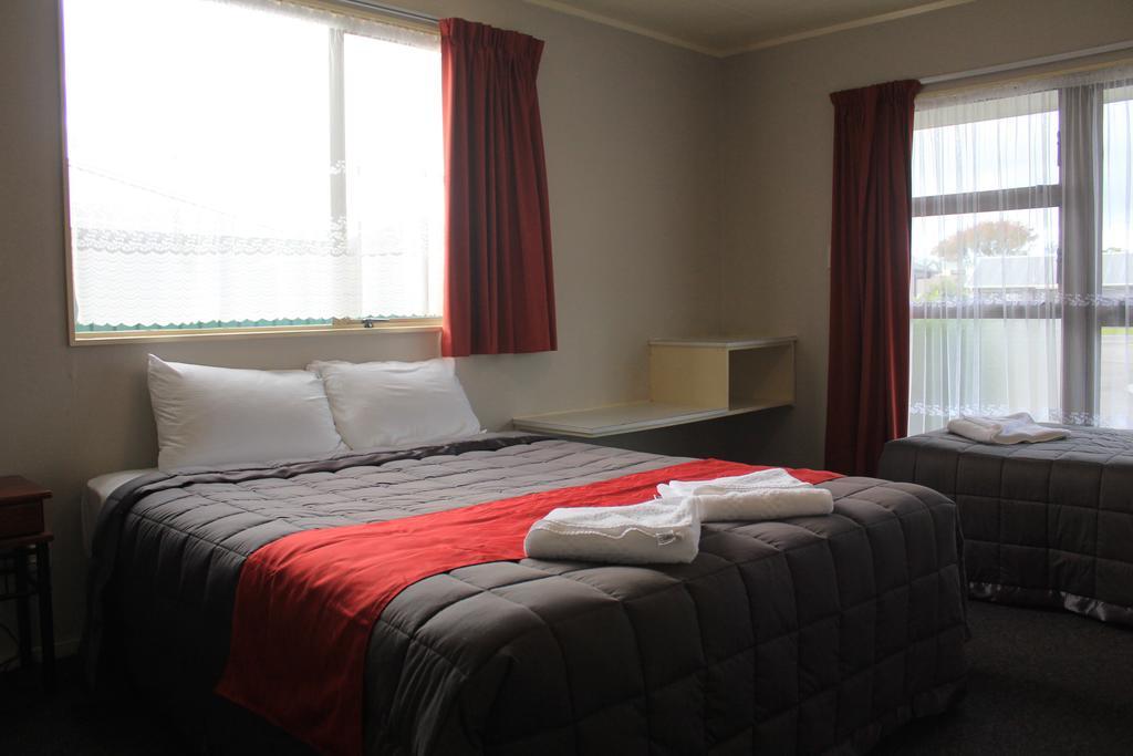 Coronation Court Motel Νιου Πλύμουθ Εξωτερικό φωτογραφία